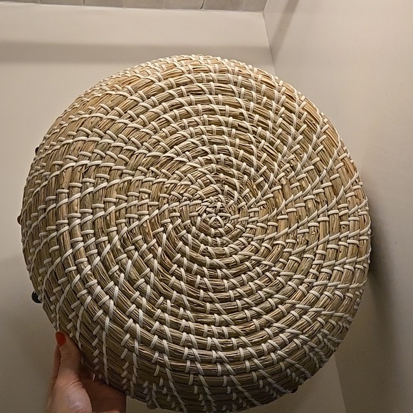 Basket - Picture 4 of 4